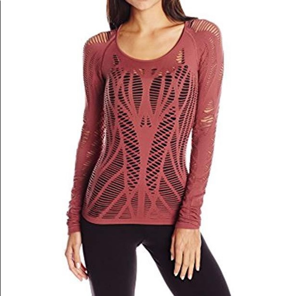 ALO Yoga Wanderer Long Sleeve - BURGUNDY